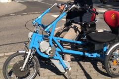 190921-FMLLd-wachten-op-de-fietsen-uit-de-Merenwijk-Marjo-Lindhout